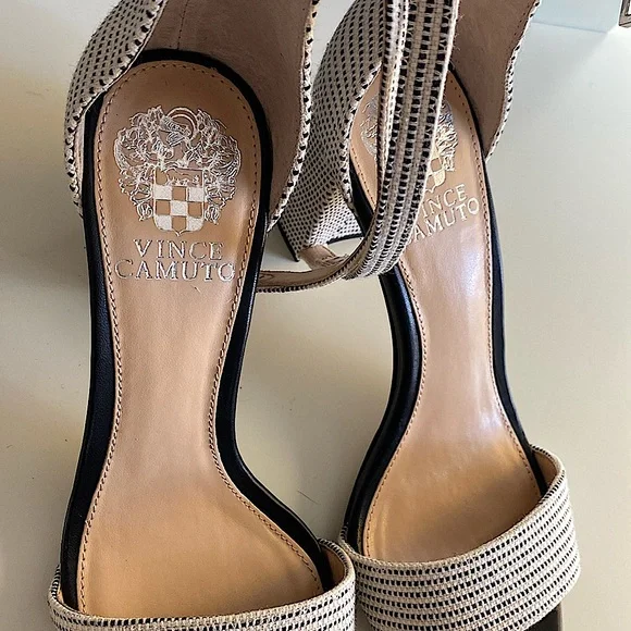 VINCE CAMUTO Sandals VC Corlina Striped Canvas Heels for Women Sz 7 / 37 - Picture 3 of 7